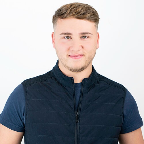 See Billy Brown Profile